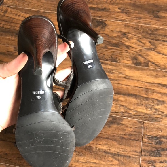 Beaded strappy heels - Sz 9 - Picture 4 of 4